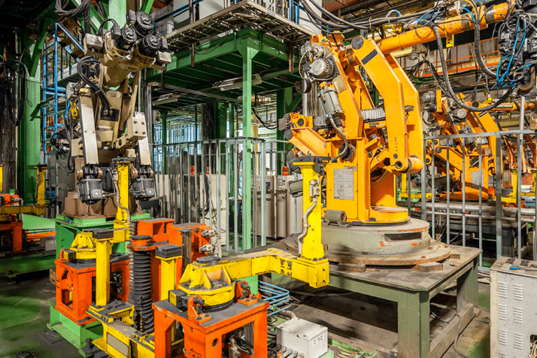 maquinaria industrial vieja que necesita actualización de equipos industriales